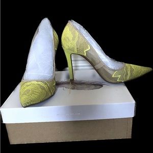 Jessica Simpson Lequira Pumps Yellow Mesh Lace Pointed Toe Size 9.5M